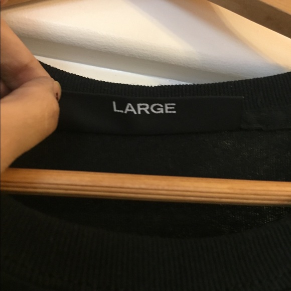 ▪️917▪️ Typography Logo Tshirt - Picture 4 of 5